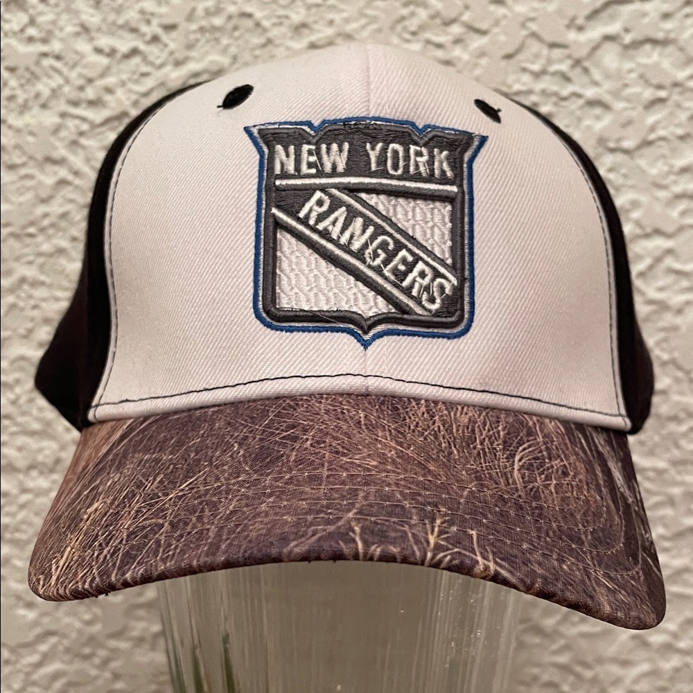 ⭐️NWOT New York Rangers Camo Baseball Cap VelcroBack Hockey Sports USA Cottage